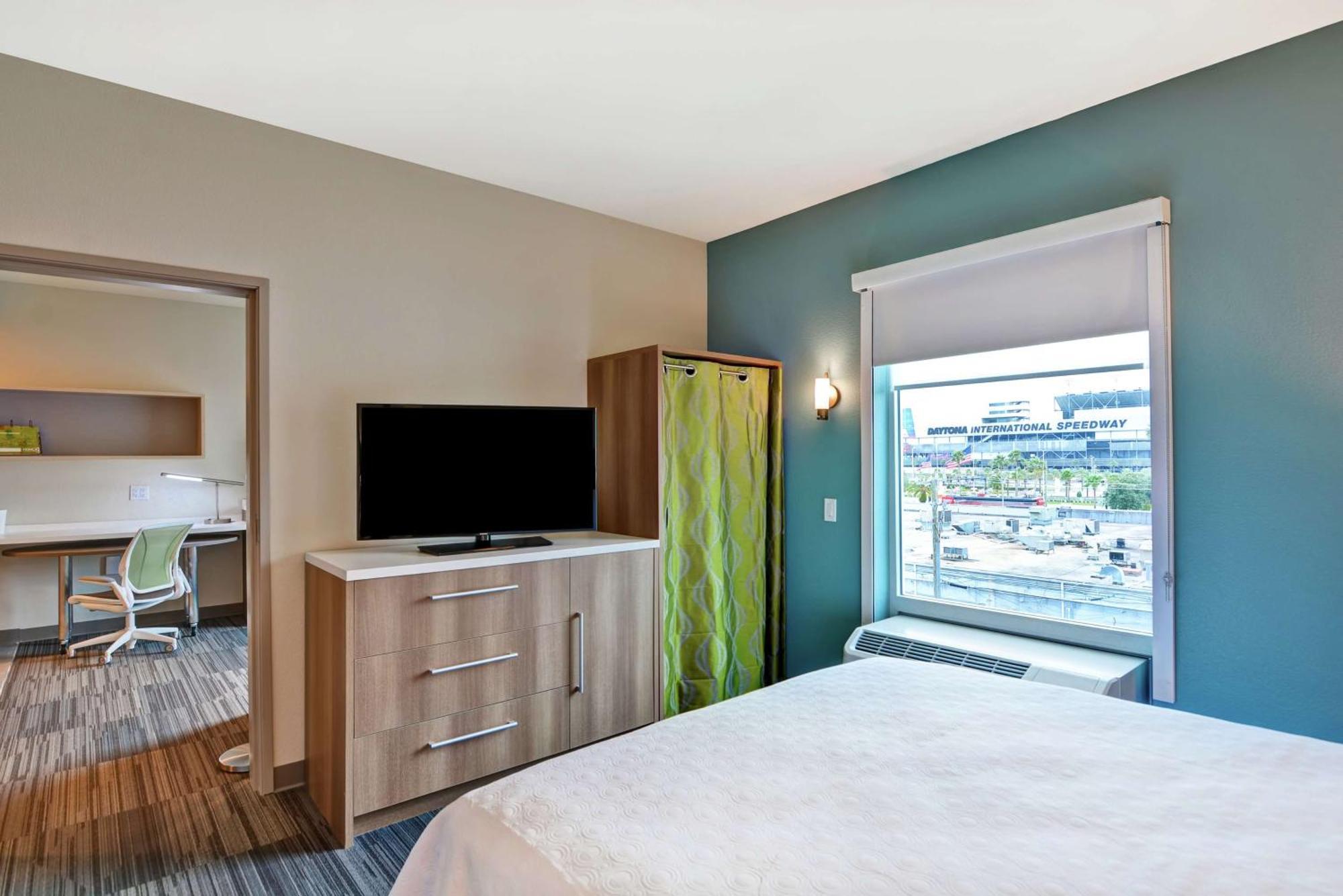 Home2 Suites By Hilton Daytona Beach Speedway Екстериор снимка
