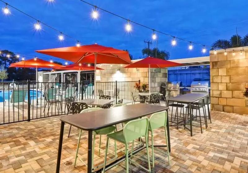 Home2 Suites By Hilton Daytona Beach Speedway Екстериор снимка